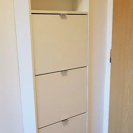 Apartamento Beautiful Attic 20 Min To Downtown *