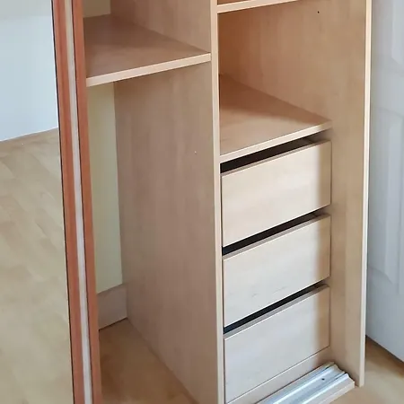 Beautiful Attic 20 Min To Downtown Apartment Prague